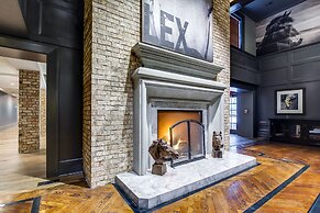 The Campbell House Lexington, Curio Collection by Hilton