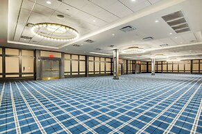 The Campbell House Lexington, Curio Collection by Hilton