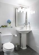 The Campbell House Lexington, Curio Collection by Hilton