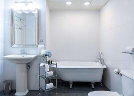 The Campbell House Lexington, Curio Collection by Hilton