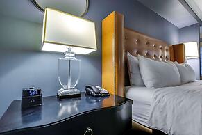 The Campbell House Lexington, Curio Collection by Hilton