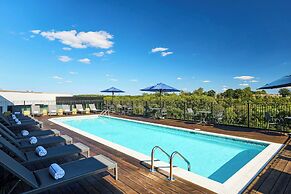 Merriweather Lakehouse, Autograph Collection