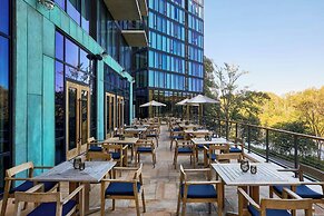 Merriweather Lakehouse, Autograph Collection