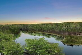 Merriweather Lakehouse, Autograph Collection