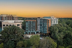 Merriweather Lakehouse, Autograph Collection