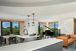 Merriweather Lakehouse, Autograph Collection