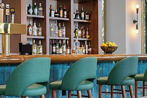 Merriweather Lakehouse, Autograph Collection