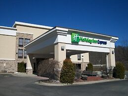 Holiday Inn Express Painted Post-Corning Area by IHG