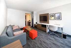 Comfort Inn & Suites Wyomissing/Reading