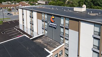 Comfort Inn & Suites Wyomissing/Reading