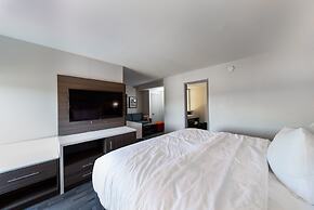 Comfort Inn & Suites Wyomissing/Reading