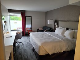 Comfort Inn & Suites Wyomissing/Reading
