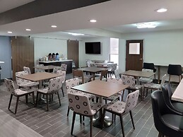 Comfort Inn & Suites Wyomissing/Reading