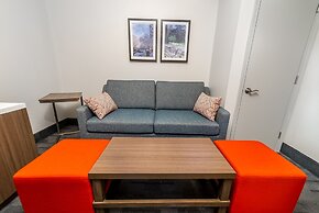 Comfort Inn & Suites Wyomissing/Reading