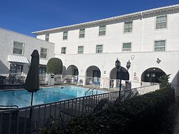Motel 6 Dallas, TX – Downtown
