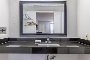 Motel 6 Dallas, TX – Downtown