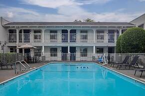 Motel 6 Dallas, TX – Downtown