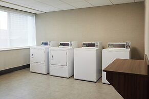 Four Points by Sheraton Windsor Downtown