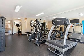 Best Western Plus Heritage Inn