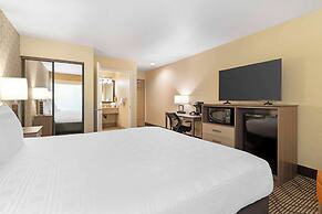Best Western Plus Heritage Inn