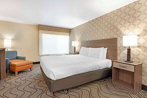 Best Western Plus Heritage Inn