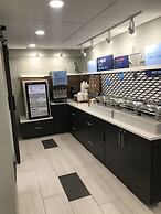 Holiday Inn Express Allentown North by IHG