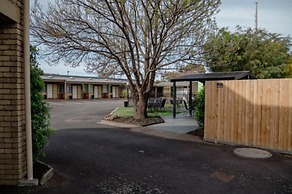 Mitchell on Main Motel & Apartments