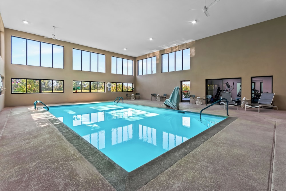Spark by Hilton Bardstown