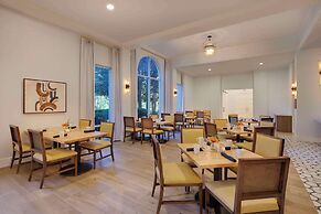 DoubleTree by Hilton Atlanta - Roswell