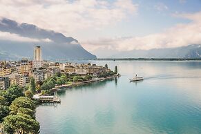 Mona Montreux