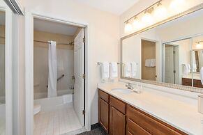 Residences at Daniel Webster