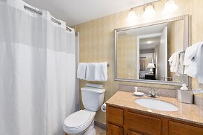 Residences at Daniel Webster