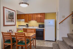 Residences at Daniel Webster