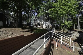 Residences at Daniel Webster