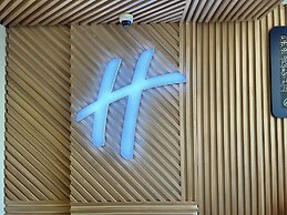 Holiday Inn Paris - Auteuil by IHG