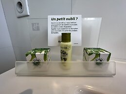 Holiday Inn Paris - Auteuil by IHG