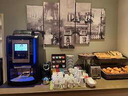 Holiday Inn Paris - Auteuil by IHG