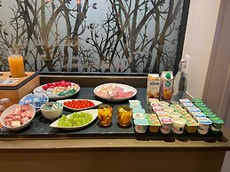 Holiday Inn Paris - Auteuil by IHG