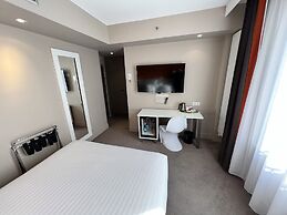 Holiday Inn Paris - Auteuil by IHG