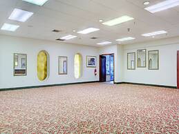 OYO Hotel Dundee By Crystal Lake