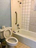 OYO Hotel Dundee By Crystal Lake