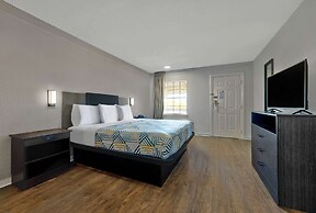 Studio 6 Denton, TX - UNT