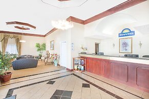 Days Inn by Wyndham Robstown