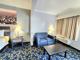Days Inn by Wyndham Robstown