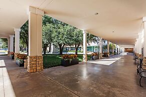 Hilton Waco