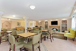 La Quinta Inn by Wyndham Orlando Airport West