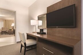 Embassy Suites by Hilton Milwaukee Brookfield