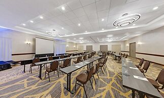 Embassy Suites by Hilton Milwaukee Brookfield
