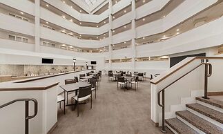 Embassy Suites by Hilton Milwaukee Brookfield