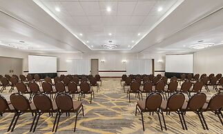 Embassy Suites by Hilton Milwaukee Brookfield